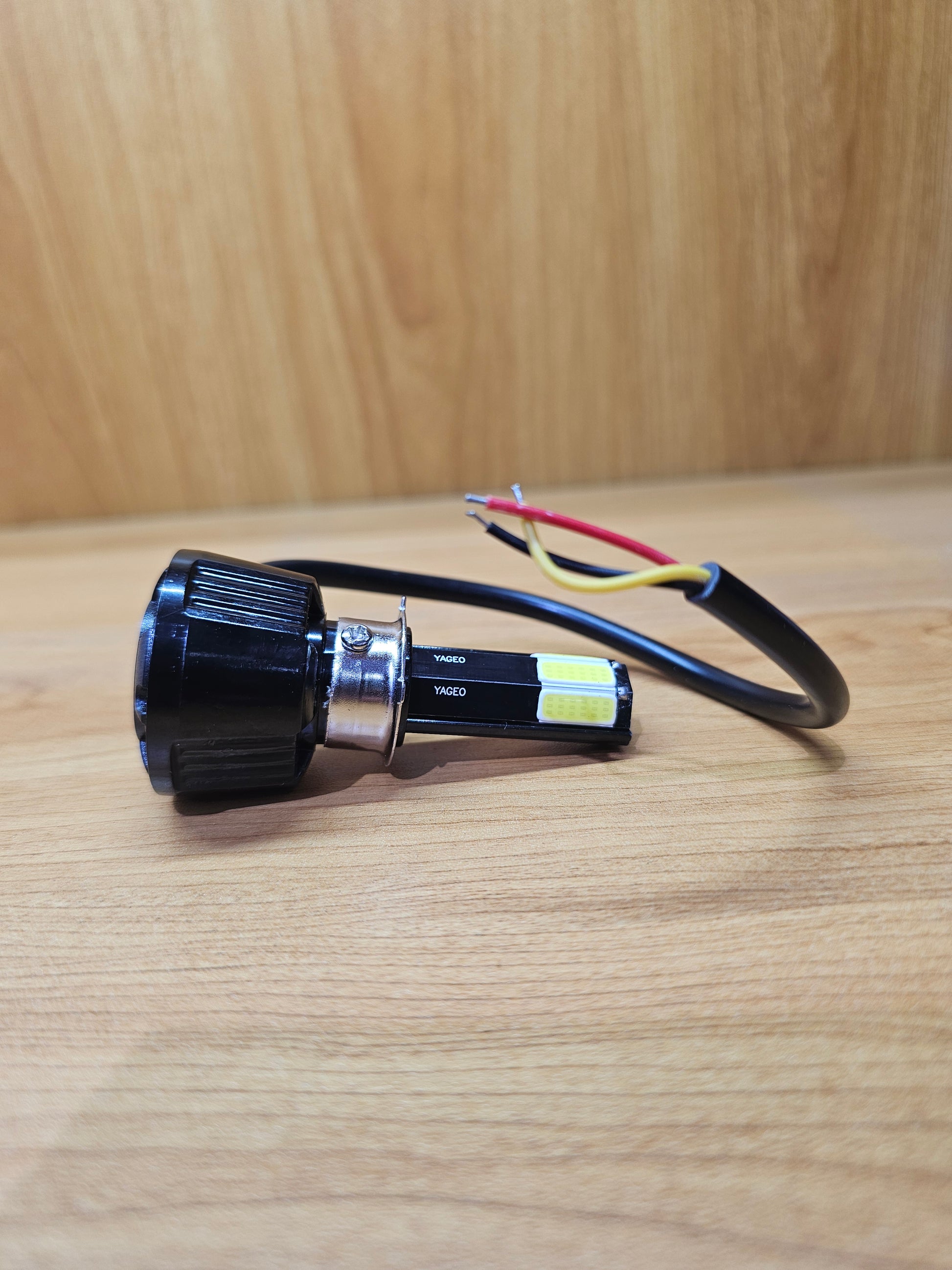 BOMBILLO DE FOCO 6LED PRINCIPAL (1498102)