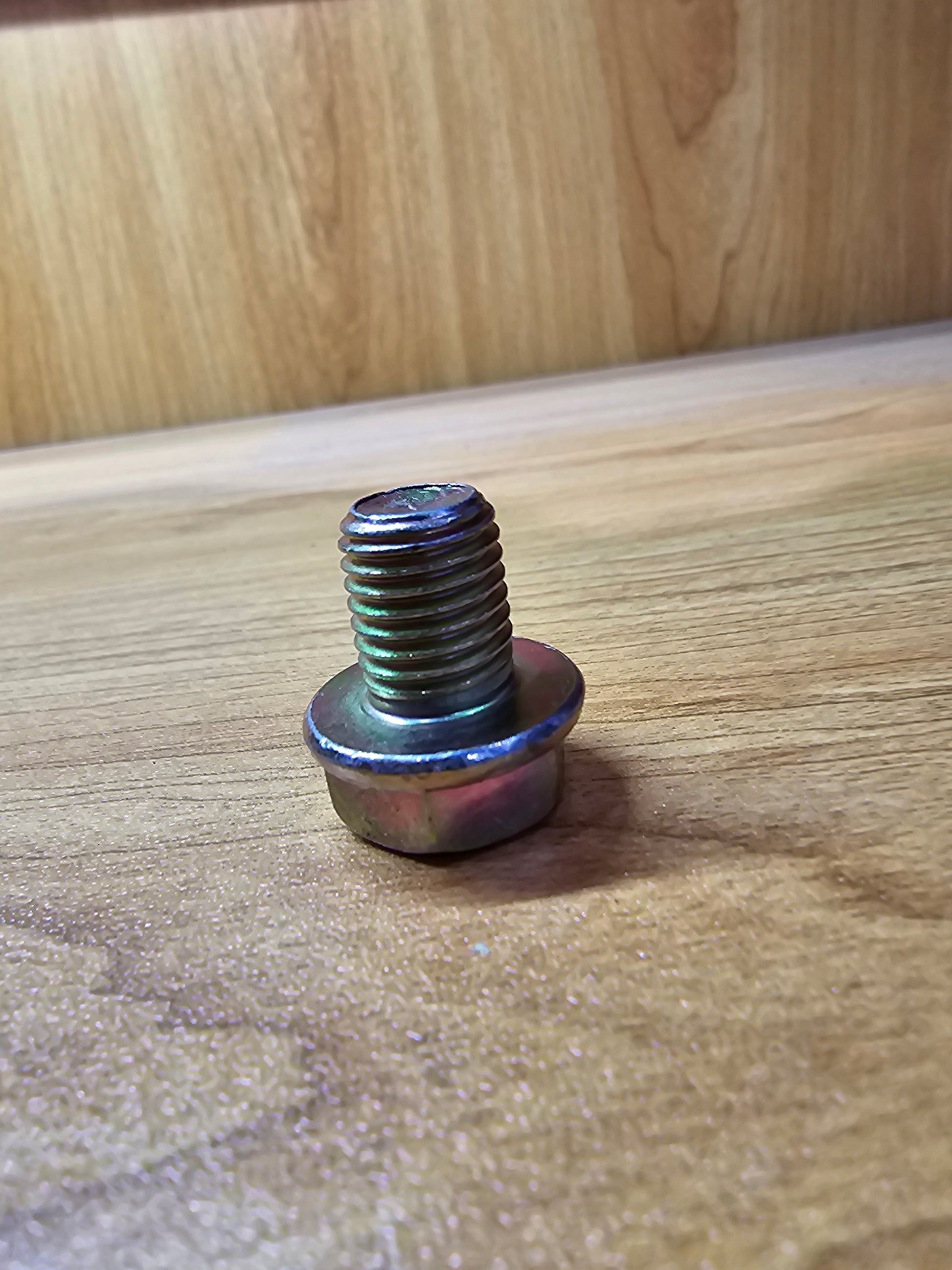 TORNILLO ACEITE M12